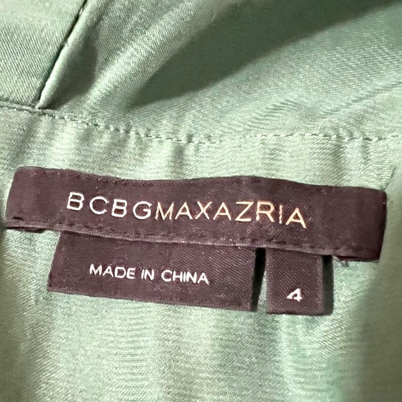 BCBGMaxAzria 100% Silk Green Chiffon bohemian Maxi Dress worn by Alysa King 4 - Picture 8 of 9